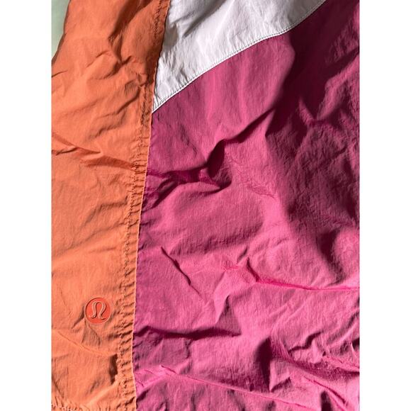 LULULEMON EVERGREEN HI RISE SHORTS size 10 - Picture 7 of 7